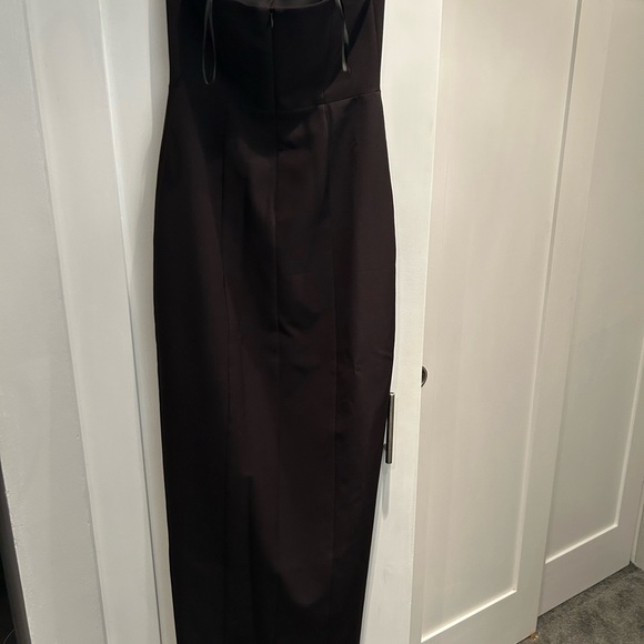 Formal strapless black gown - Picture 4 of 7